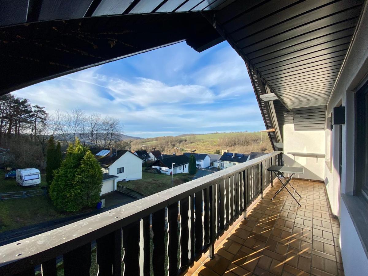 Ferienwohnung Mit Ausblick Mombris Экстерьер фото