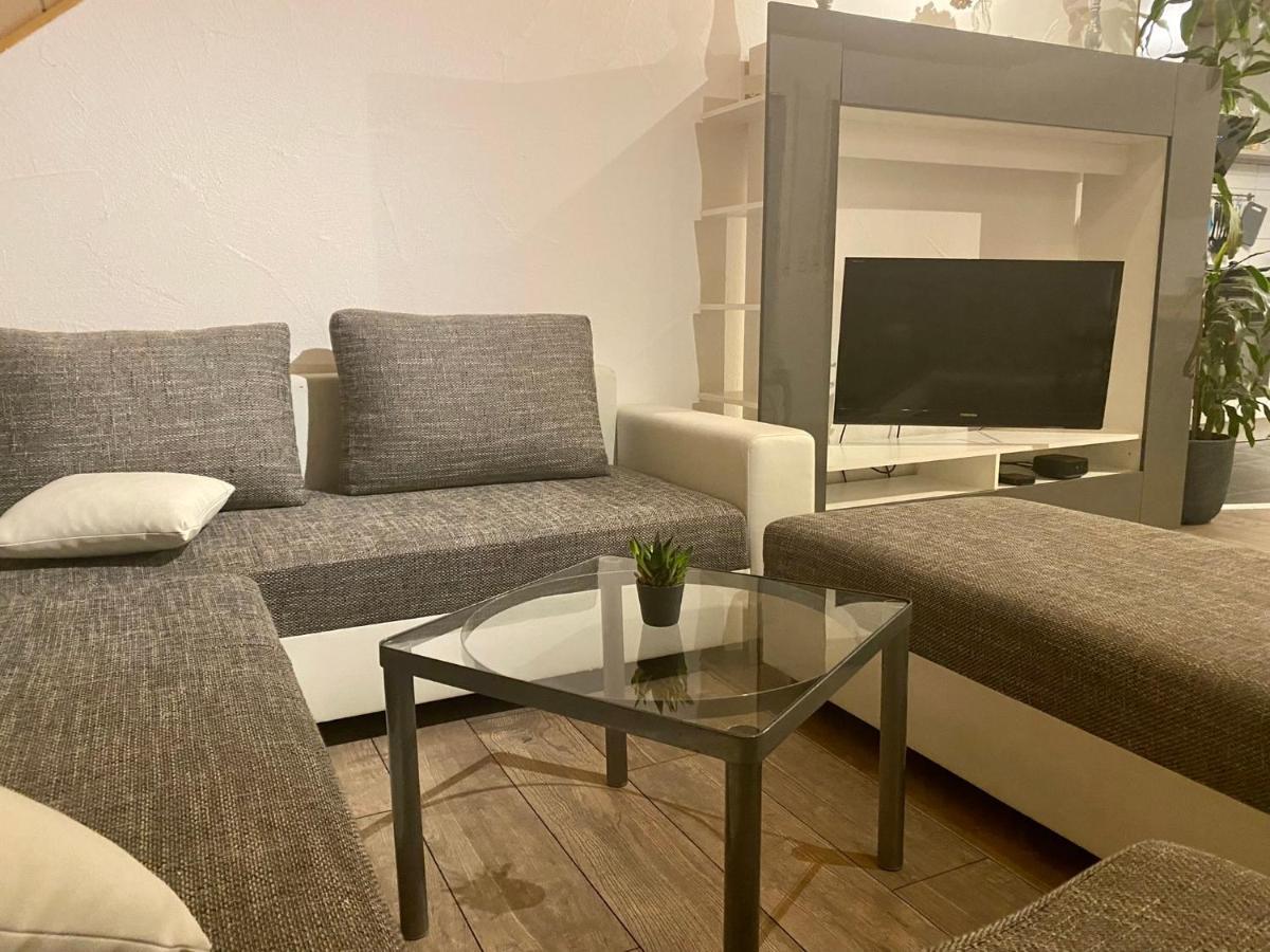 Ferienwohnung Mit Ausblick Mombris Экстерьер фото